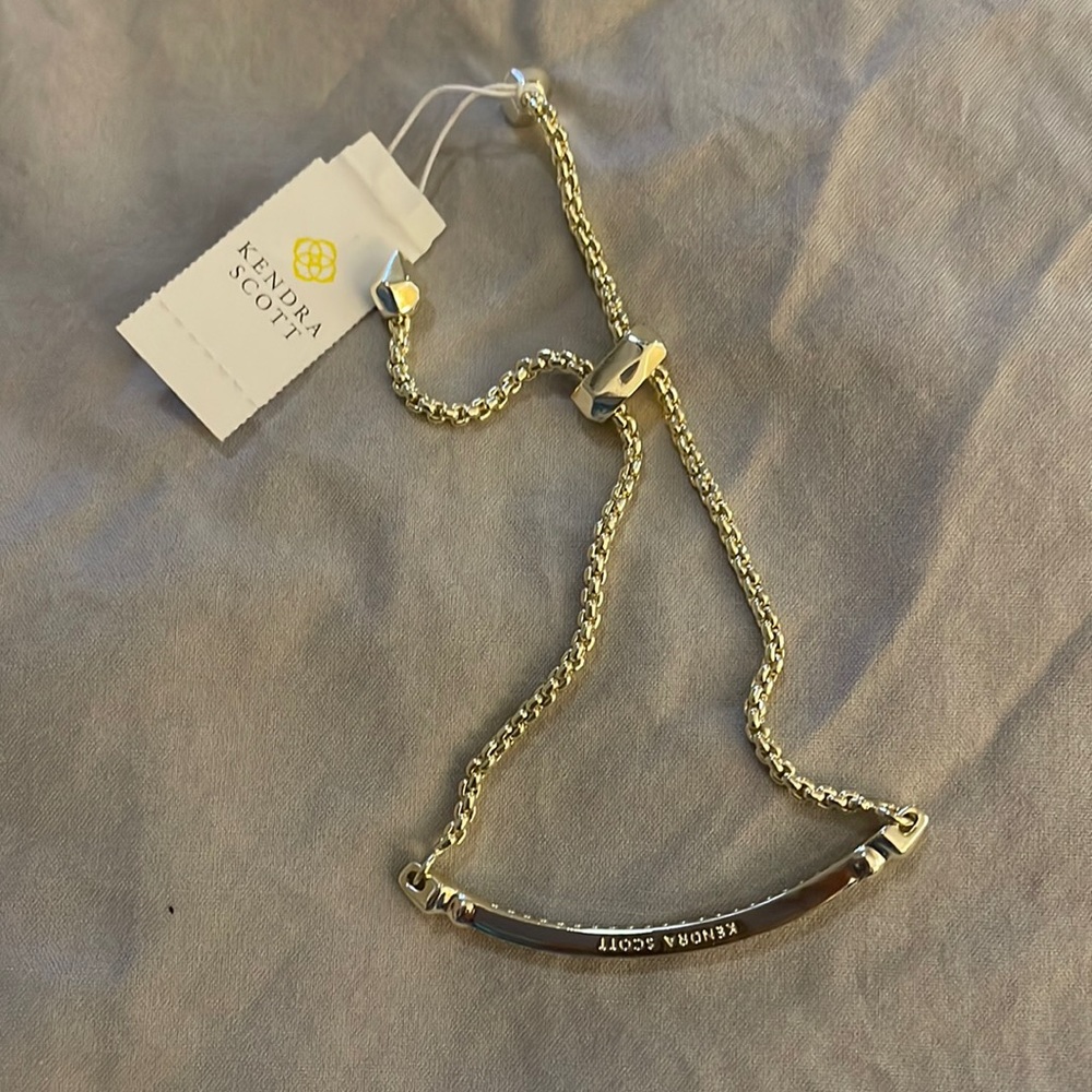 Kendra Scott bracelet